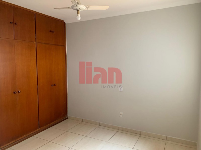 Casa para alugar com 3 quartos, 108m² - Foto 23