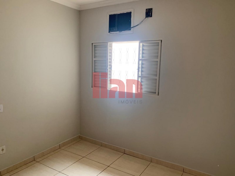 Casa para alugar com 3 quartos, 108m² - Foto 25